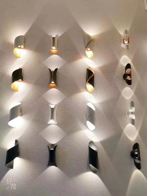 10W modern boven en beneden Openlucht Decoratief de Muurlicht van Blakerlamp Geleid Inrichtingen