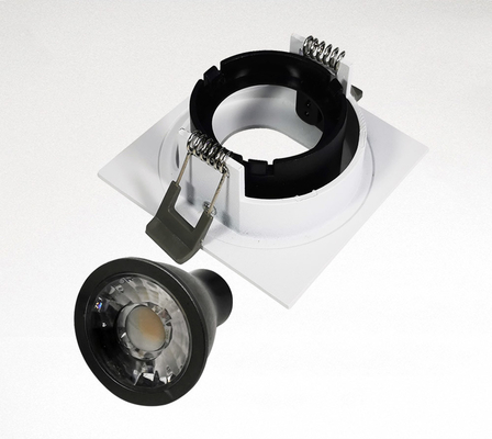De ovale Huisvesting van de de Huisvestingsgu10 Bol van Mr16 Downlight voor Villahotel